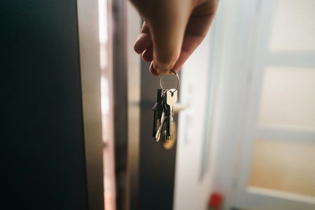 home lockout Manitoba