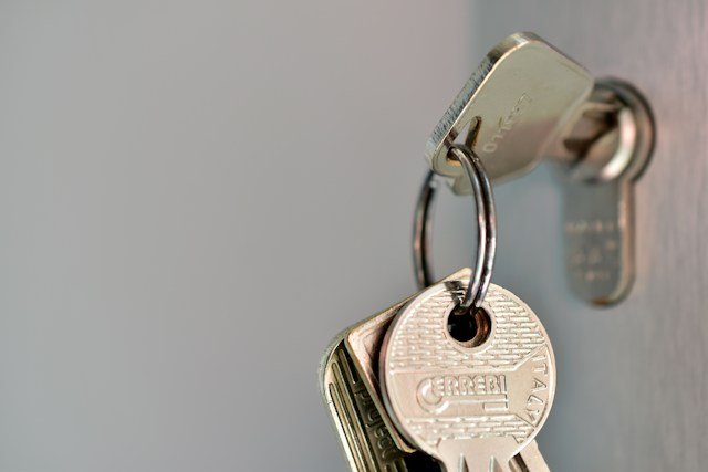 home lockout Manitoba